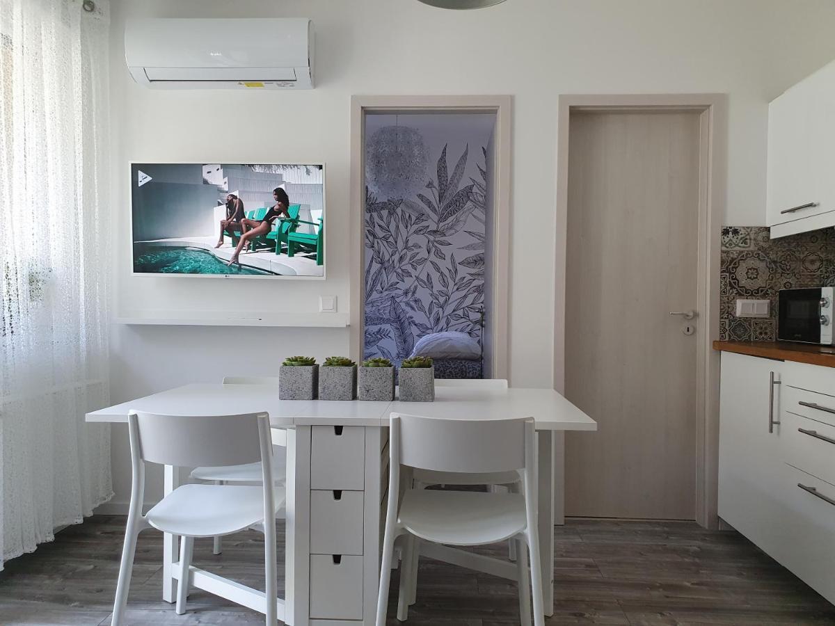Mandara Wellnes Apartmanok Siófok Extérieur photo